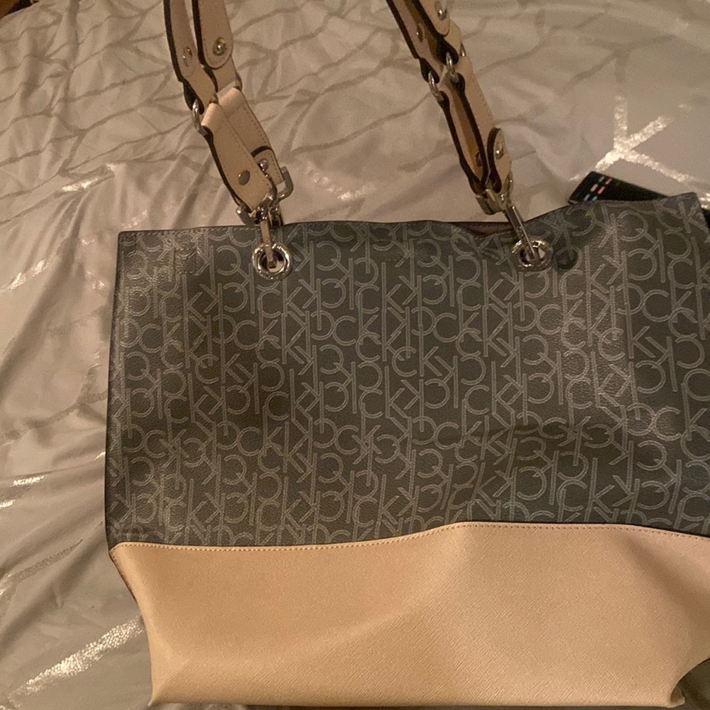 Calvin Klein purse with matching arm tote
